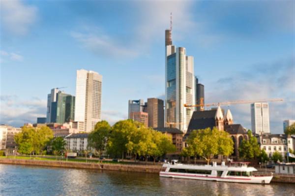 Frankfurt-Germany-skyline-Medium.jpg